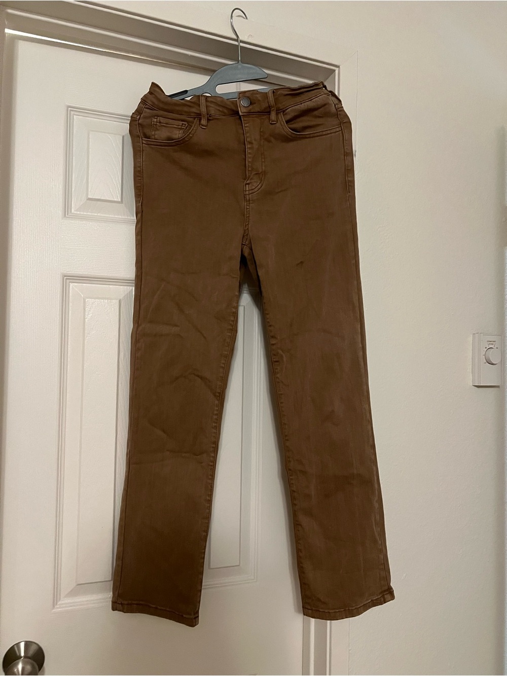Brown High-Rise Classic Straight Pants, Size 6/28